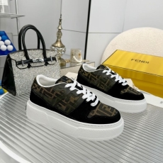 Fendi Low Shoes